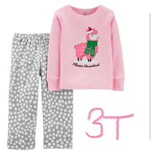 NWT Girls 3T 2 piece fleece fitted pj set. Carters